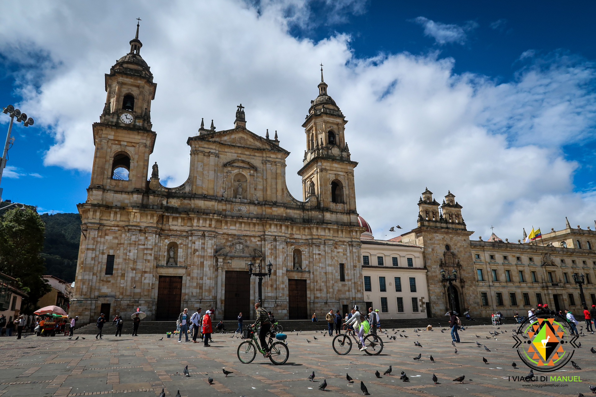 Bogotà, Plaza de Bolivar